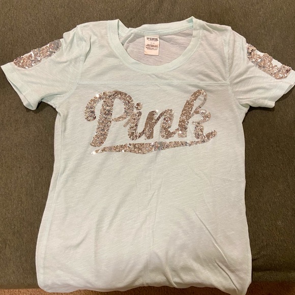 Victoria’s Secret PINK tee with sequins - Picture 1 of 1
